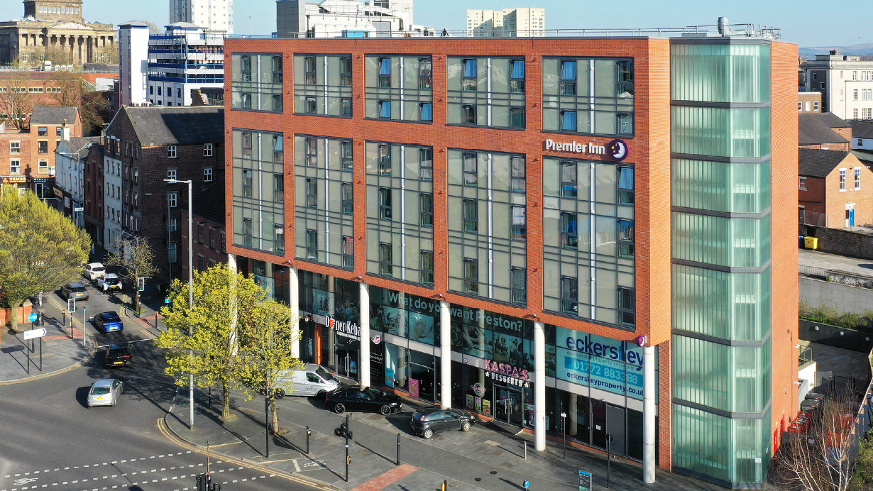 Hôtel à Preston, acquis par Epsicap Explore en novembre 2025. 